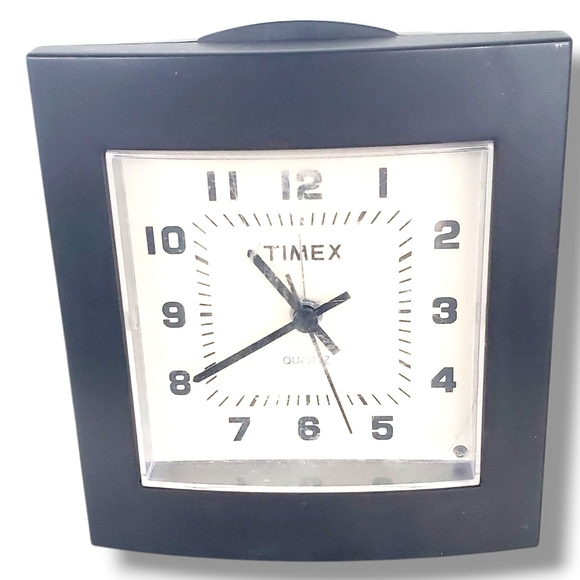 Timex | Wall Decor | Timex Easy Reader Black Quartz Alarm Clock Wsnooze ...